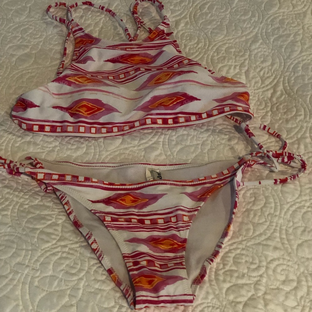 🏖 Cupshe bikini 🏖 size medium NWOT